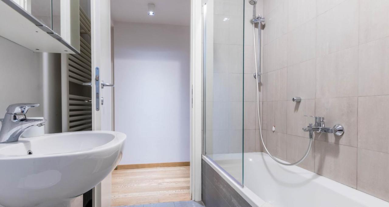 Joivy Apt For 6 With Big Terrace In Milan Centro Storico Eksteriør bilde